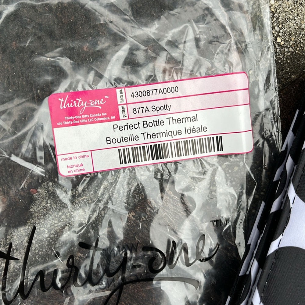 Thirty-One Black and White Polka Dot Bottle Thermal - Picture 2 of 5